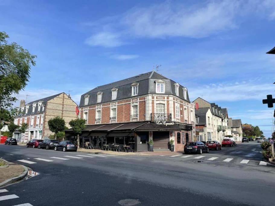 Le Cyrano, Deauville - App. T2 Proche De La Mer Екстериор снимка